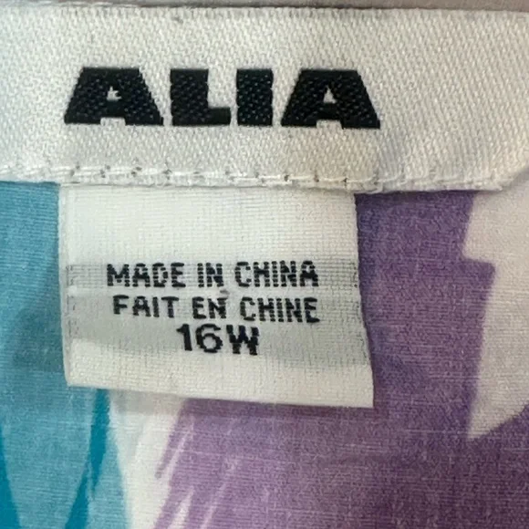 ALIA Colorful Abstract Crinkle Print Button Down Blouse - Shirttail Hem - Sz 16W - Picture 4 of 12